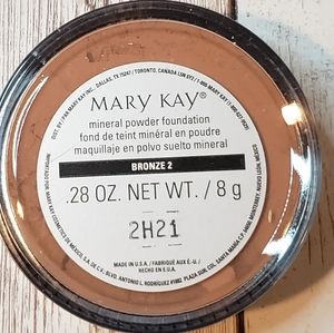 Mary Kay Mineral powder foundation